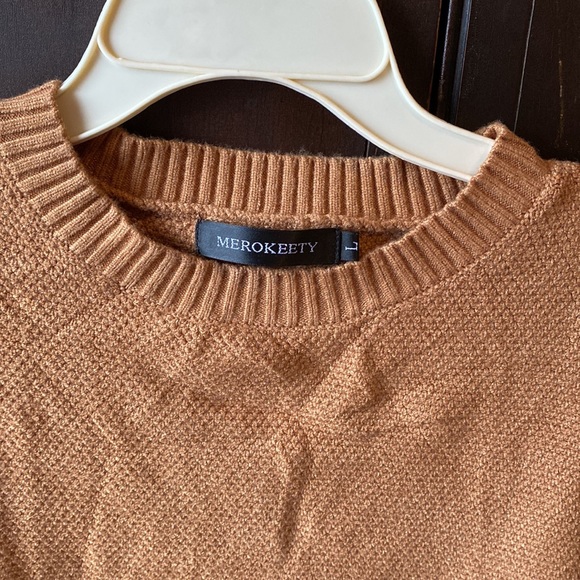 Merokeety Woman Large Sweater - Picture 2 of 9